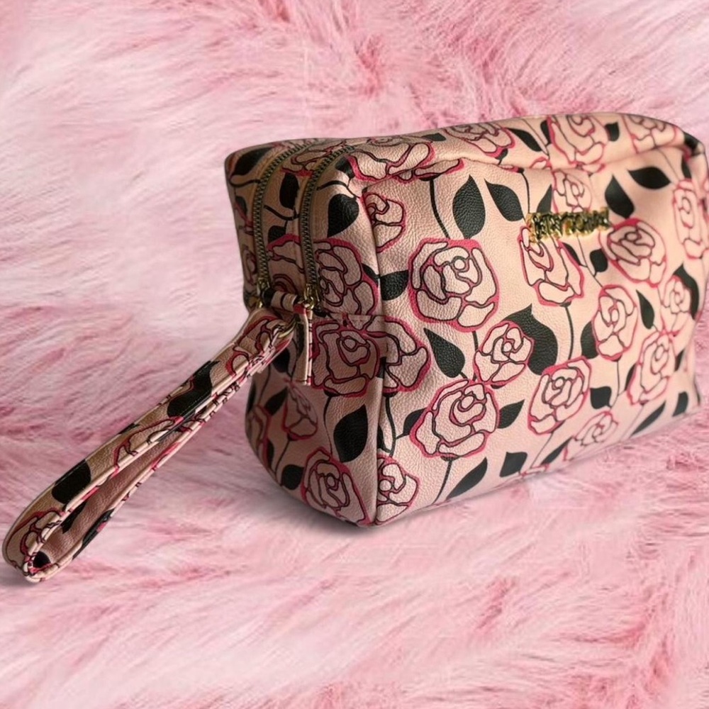 Betsey Johnson Large Pink Rose Floral Makeup Bag Travel Pouch Faux Vegan Leather - Picture 2 of 5